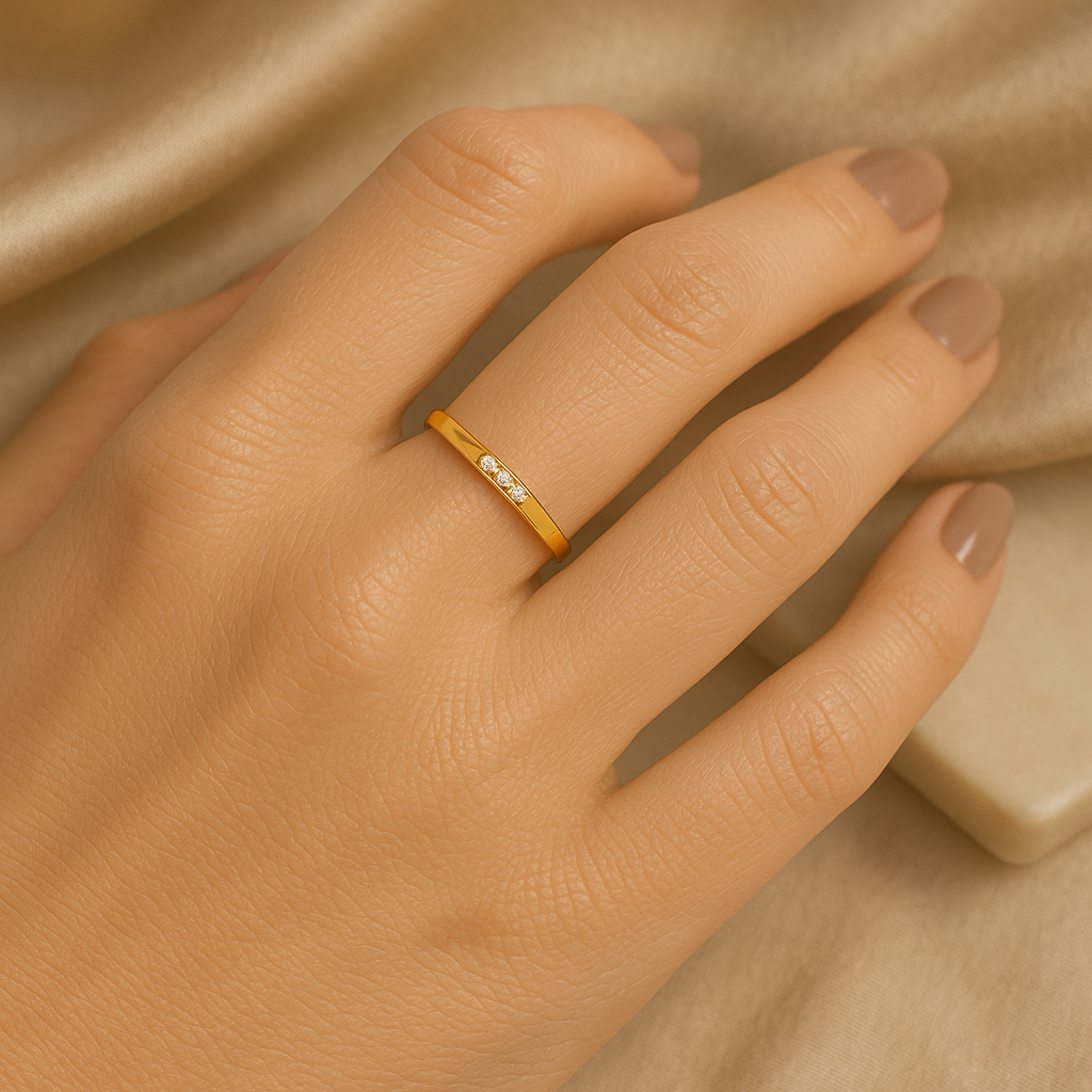 Linear Diamond Ring