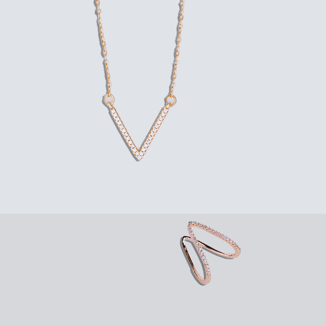 Vanki Ring & Lustre V Necklace