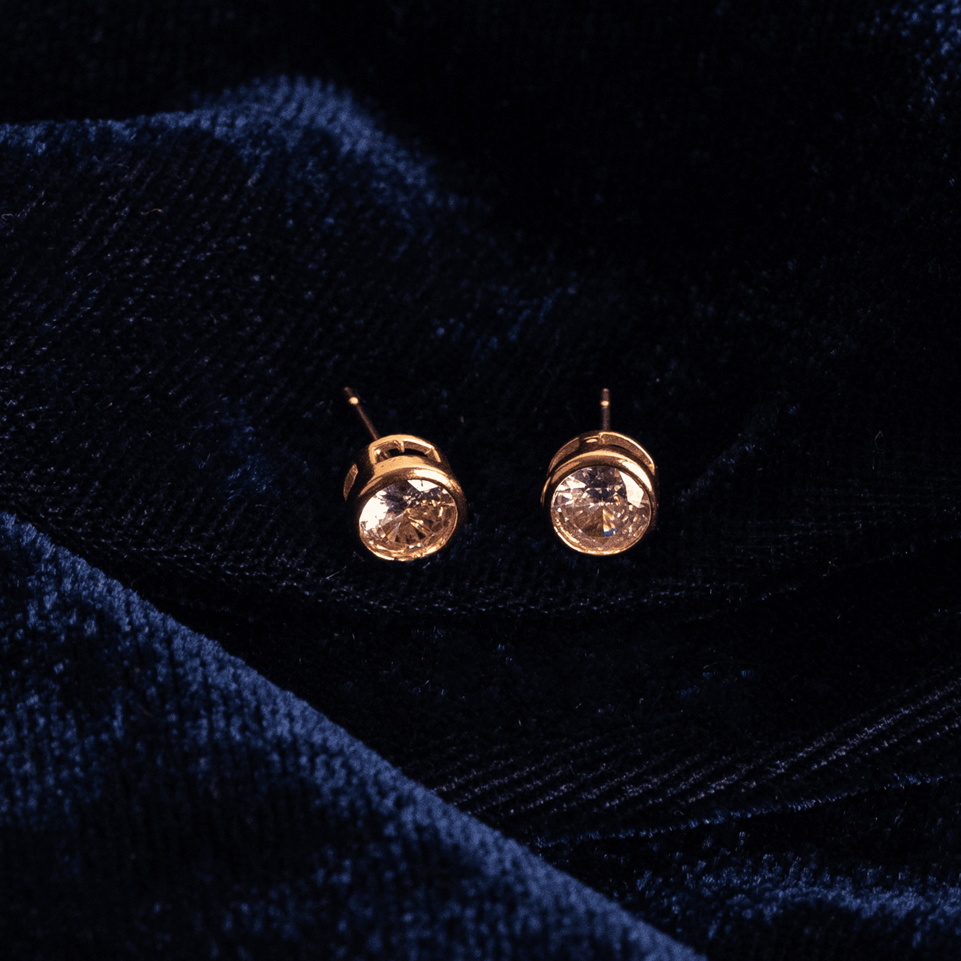 Facet Studs Earrings