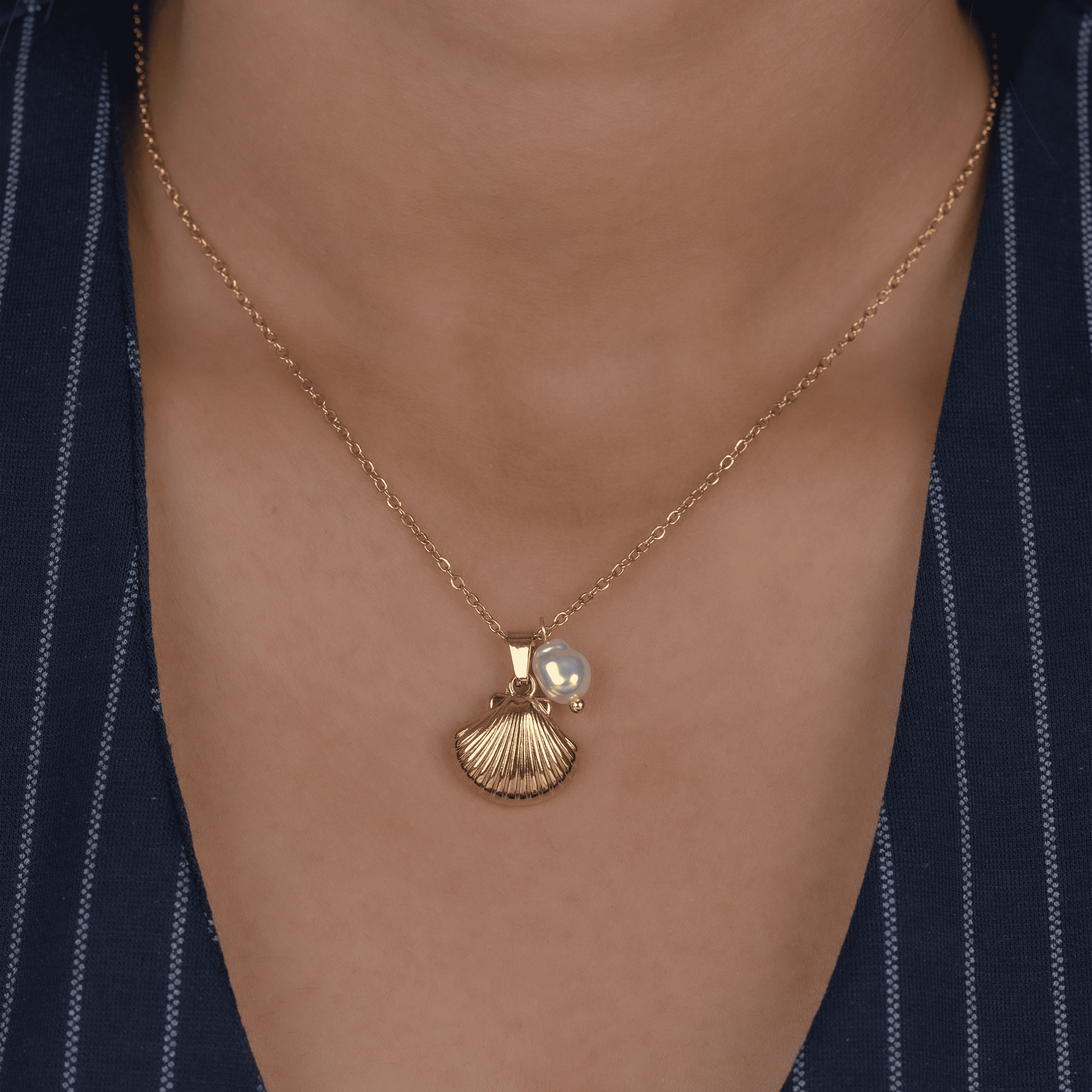 Pearly Shell Necklace