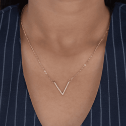 Lustre V Necklace