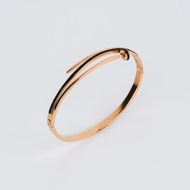 Intersecting Night Bracelet
