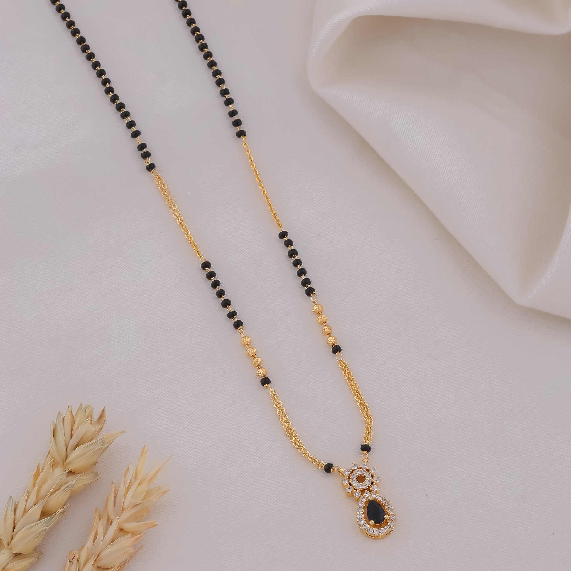 Inaya Mangalsutra